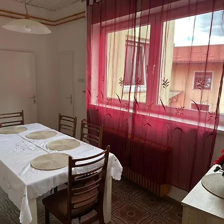 Apartma Pri Kosu Daire