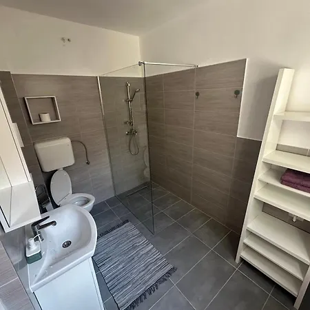 Apartma Pri Kosu Apartment